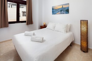 2 quartos, ferros/tábuas de passar roupa, Wi-Fi de cortesia