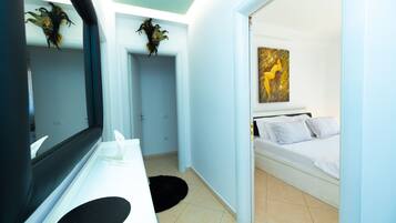 2 makuuhuonetta, silitysrauta/-lauta, Wi-Fi, vuodevaatteet