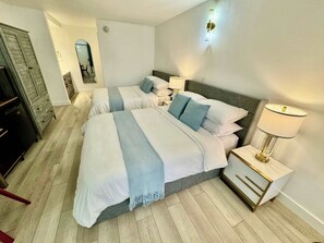 1 chambre, bureau, fer et planche à repasser, Wi-Fi