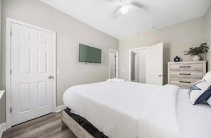 3 chambres, fer et planche à repasser, Wi-Fi gratuit