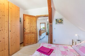 2 habitaciones, wifi gratis y ropa de cama 