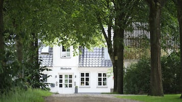 Esterni