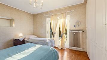 3 bedrooms, free WiFi, bed sheets