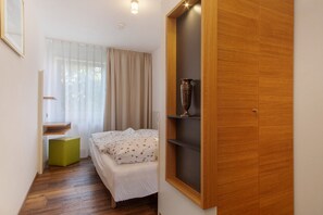 2 bedrooms, free WiFi, bed sheets