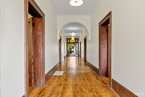 Interior - Redclyffe Mountain Retreat  (Blackheath)