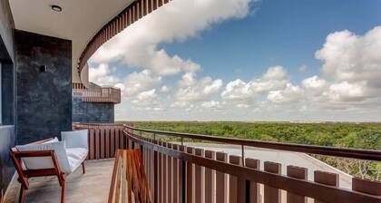 Private Rooftop Pool and Jungle Views in Tulum