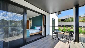 4 dormitorios, escritorio, tabla de planchar con plancha y wifi