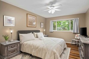 Unclassified image, 5 of 39, button