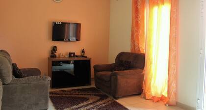 Quiet, Practical, Comfortable Apartment