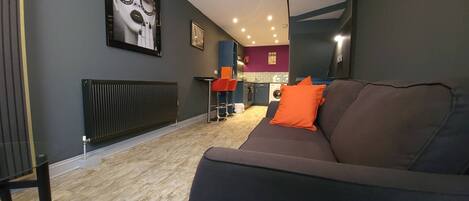 Apartment, 1 Bedroom | Interior