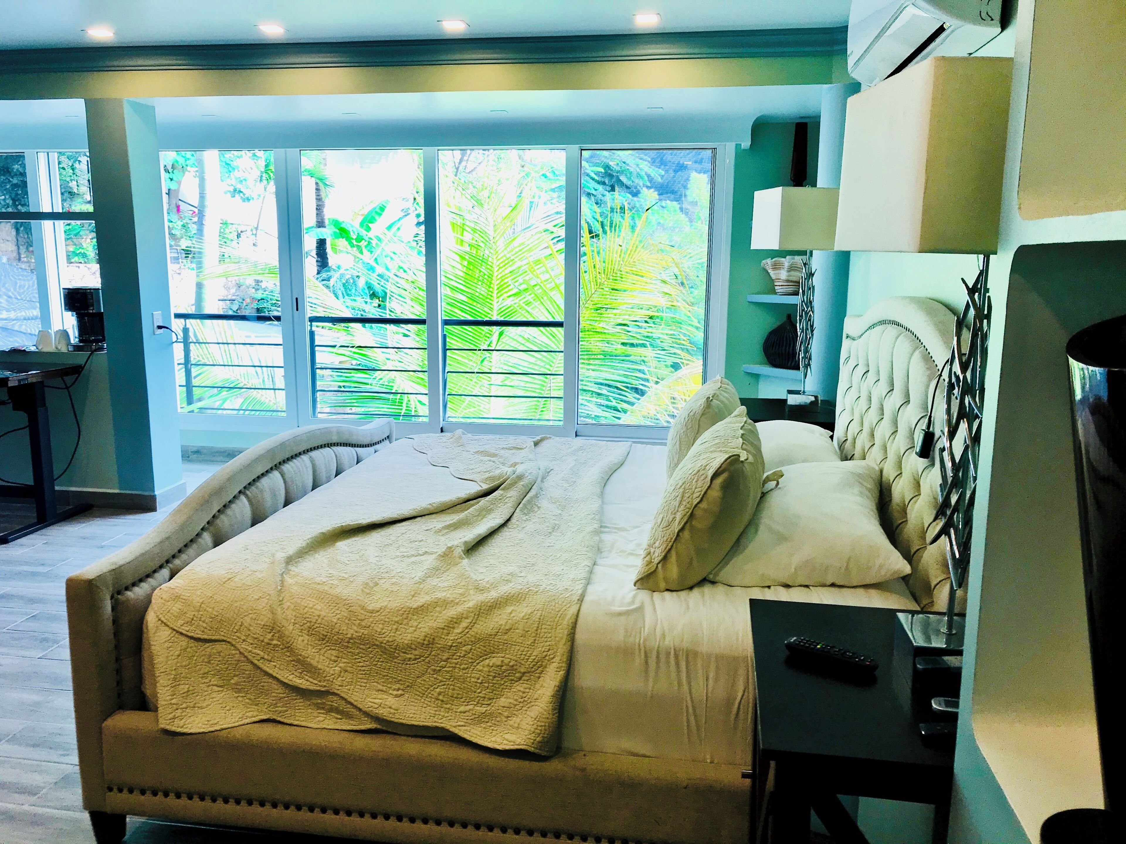 Apartment, 3 Bedrooms, Smoking, Balcony | 3 bedrooms, soundproofing
