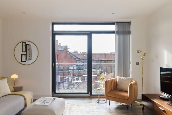 Apartment | 3 bedrooms - The Harlesden Place - Modern 3bdr Flat With Balcony (London)