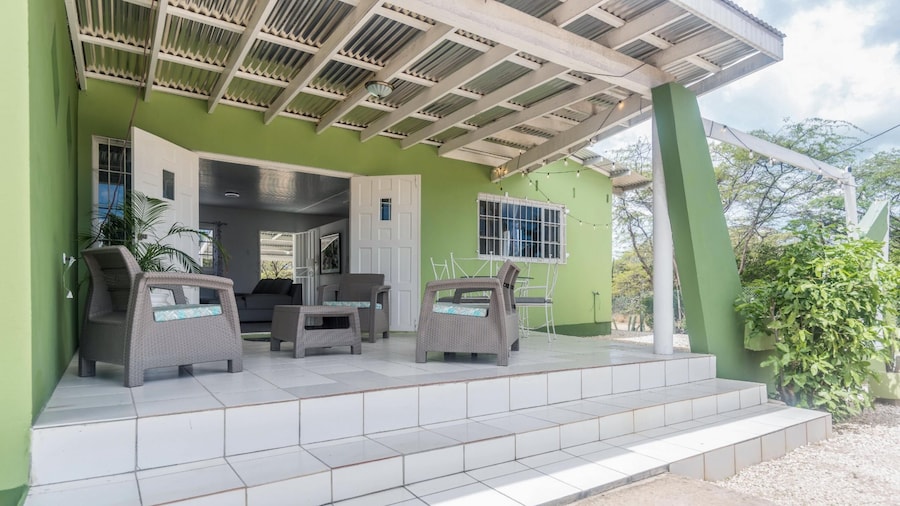 Aruban Home Close to Beach