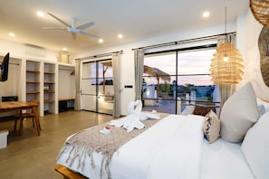 Villa básica | 2 habitaciones, escritorio y espacio para trabajar con laptop