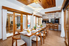 Villa básica | Restaurantes