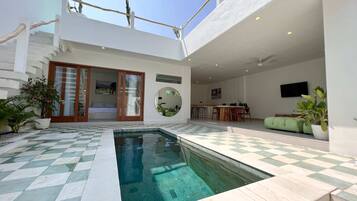 Basic Villa | Pool | Outdoor pool