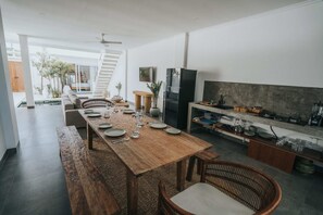 베이직 빌라 | 전용 주방 | 냉장고, 전자레인지, 쿡탑, 전기 주전자