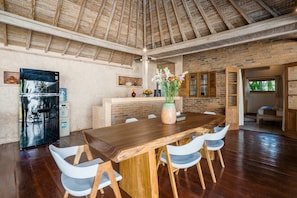 Villa Basic | Restauranger