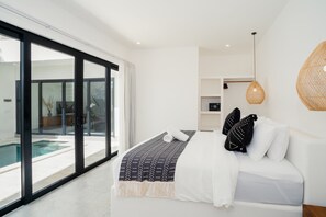 Villa básica | 2 habitaciones, escritorio y espacio para trabajar con laptop 