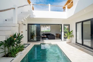 Villa Basic | Pool | Utomhuspool