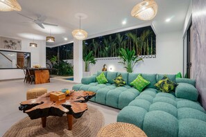 Basic Villa | Living area | TV, streaming services - Villa Quiet (Canggu)
