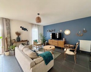 Smart TV - Le Cottage du Bord de la Lys à 20 min de Lille (Frelinghien)