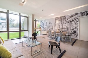 公寓, 3 間臥室 | 起居區