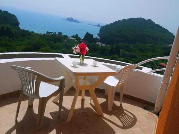 Terrace/patio - Apartments Relax (Petrovac)