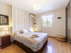 3 chambres, bureau, fer et planche à repasser, Wi-Fi