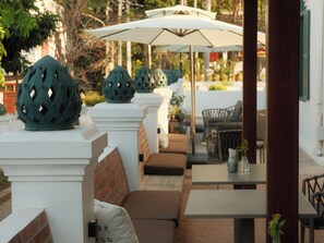 Daily full breakfast (USD 9 per person) - Pha Nya Residence (Luang Prabang)