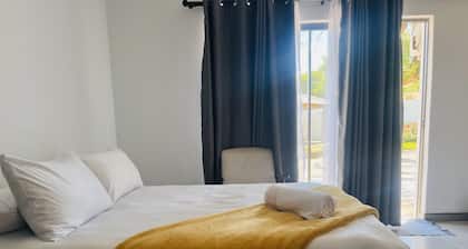 Room in B&B - Trendybliss Guest House - N0295