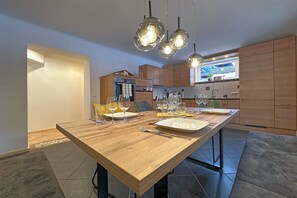 Dining - Apartment in Untertauern near Ski Slopes (Untertauern)