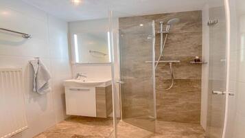 Dusche, Haartrockner