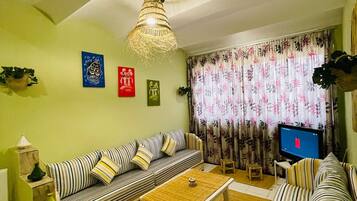 Apartment, 1 Bedroom, Smoking | Interior