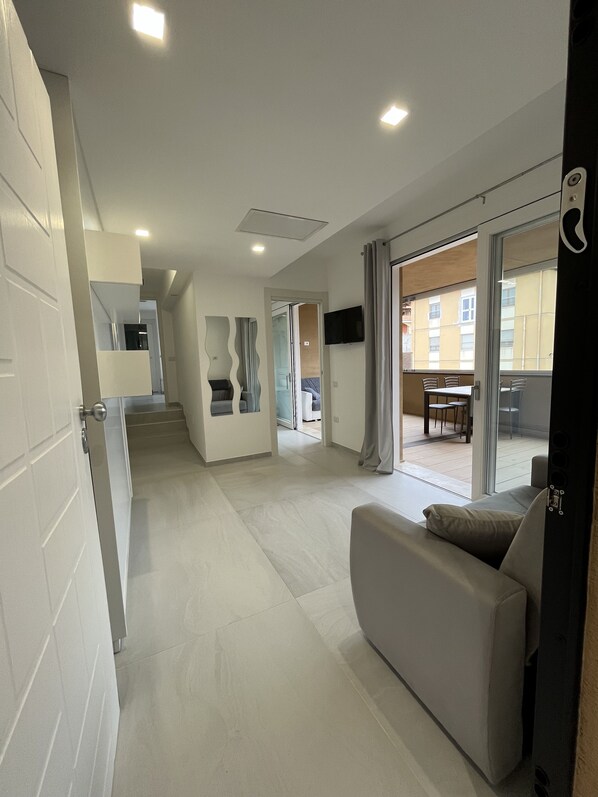 Interior - Isla Relax House, with Jacuzzi (Villasimius)