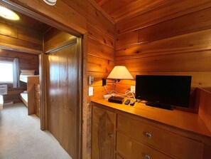 2 quartos, Wi-Fi de cortesia, roupa de cama