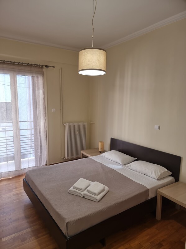 1 bedroom, soundproofing, cots/infant beds, free WiFi - athens.apartotel.3 (Athens)