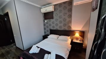 Standard Room | Soundproofing, free WiFi