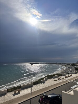 Vista spiaggia/mare