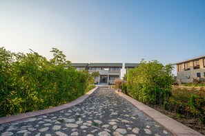 Exterior - Jay Gurudev Palpur Fort Kuno By Paandora Collections (Karahal)