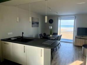 Interior - La Tourelle - Balcon vue mer et Terrasse Plein sud (Saint-Aubin-sur-Mer)