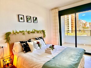 2 chambres, fer et planche à repasser, accès au Wi-Fi (inclus)