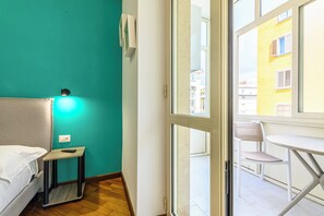 精品客房 | 意大利 Frette 床单、高档床上用品、记忆海绵床垫、客房内保险箱