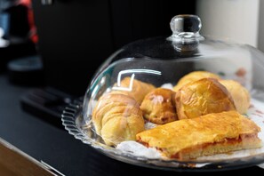 Colazione a buffet inclusa, servita tutte le mattine 