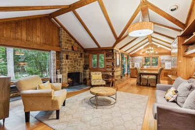 Log Cabin - Natures Oasis - Fire Pit & Gazebo