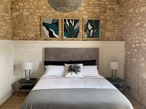 Design Double Room | Individually decorated, individually furnished, desk, blackout curtains - Le Clos 1855 (Val de Louyre et Caudeau)