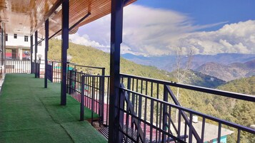 Habitación Deluxe, vistas a la montaña | Vistas del balcón