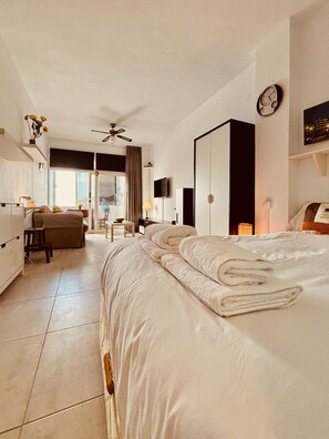 1 bedroom, iron/ironing board, bed sheets