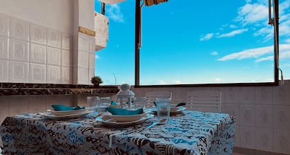 Click&Guest - Un Mar Azul que Brilla