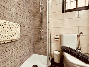 Shower, hair dryer, shampoo - Un Mar Azul que Brilla (Gáldar)
